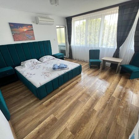 Cool Breeze - Mamaia Nord Hotel Năvodari Екстериор снимка