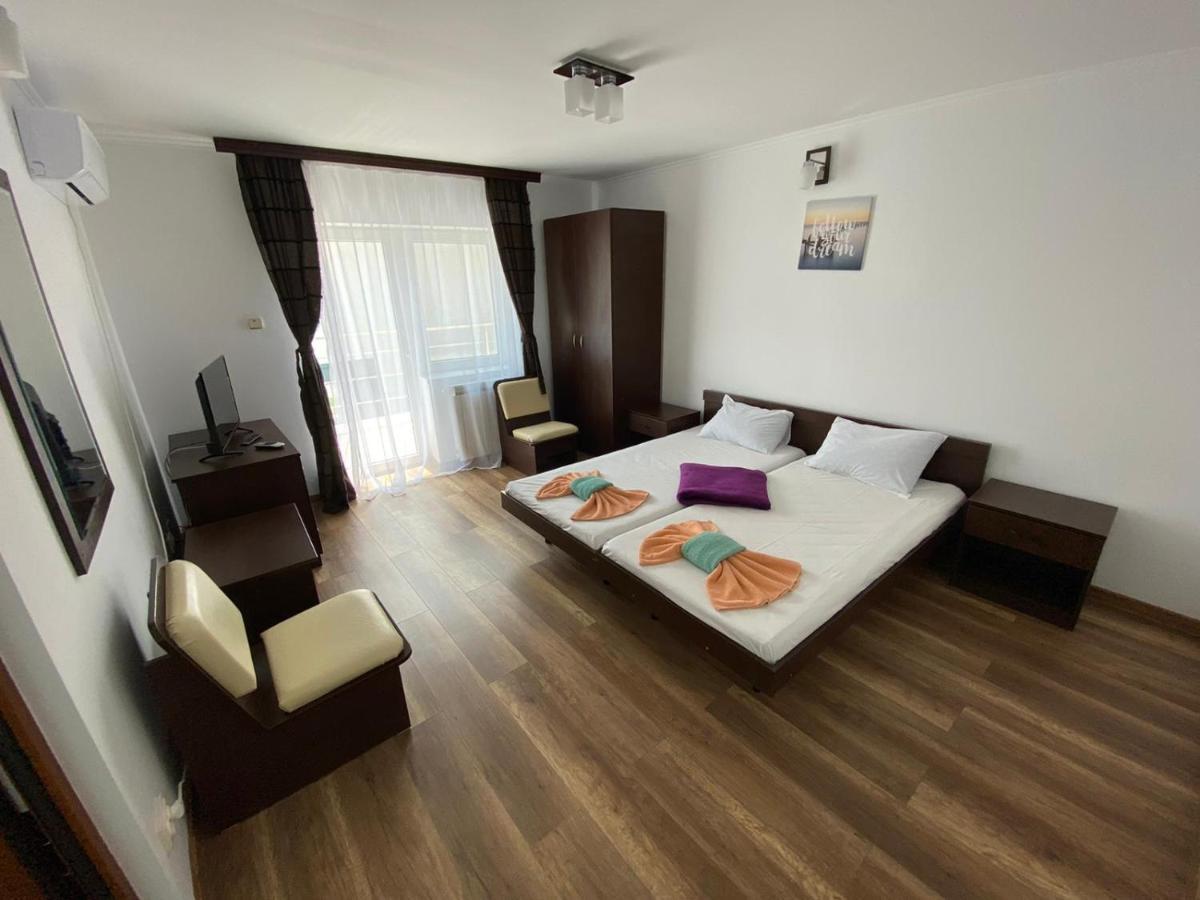 Cool Breeze - Mamaia Nord Hotel Năvodari Екстериор снимка